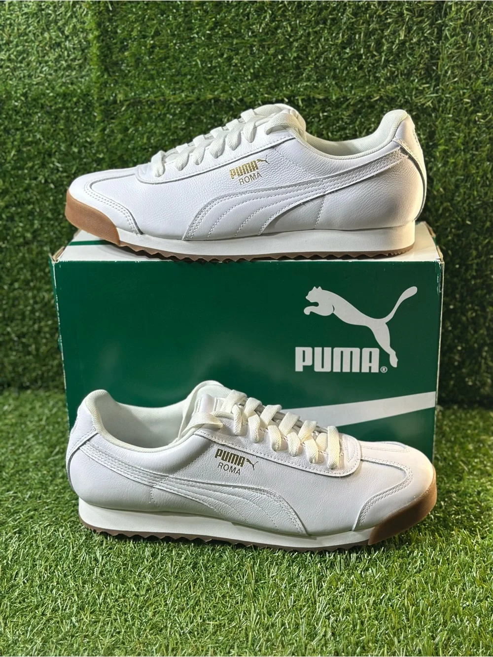 PUMA ROMA CLASSIC GUM LEATHER, SIZE: 11.5 MENS, COLOR WHITE/ GOLD, GUM, NEW